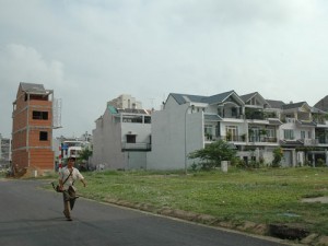 Căn cứ tính tiền sử dụng đất khi công nhận đất ở vượt hạn mức